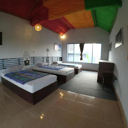 Local Hostel Amed Exteriör bild