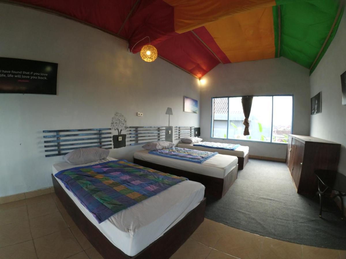 Local Hostel Amed Exteriör bild